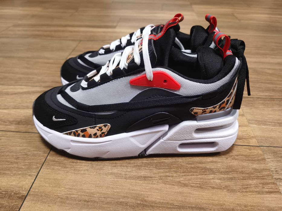 Нови дамски маратонки Nike Air Furyosa leo 37,38,39,40