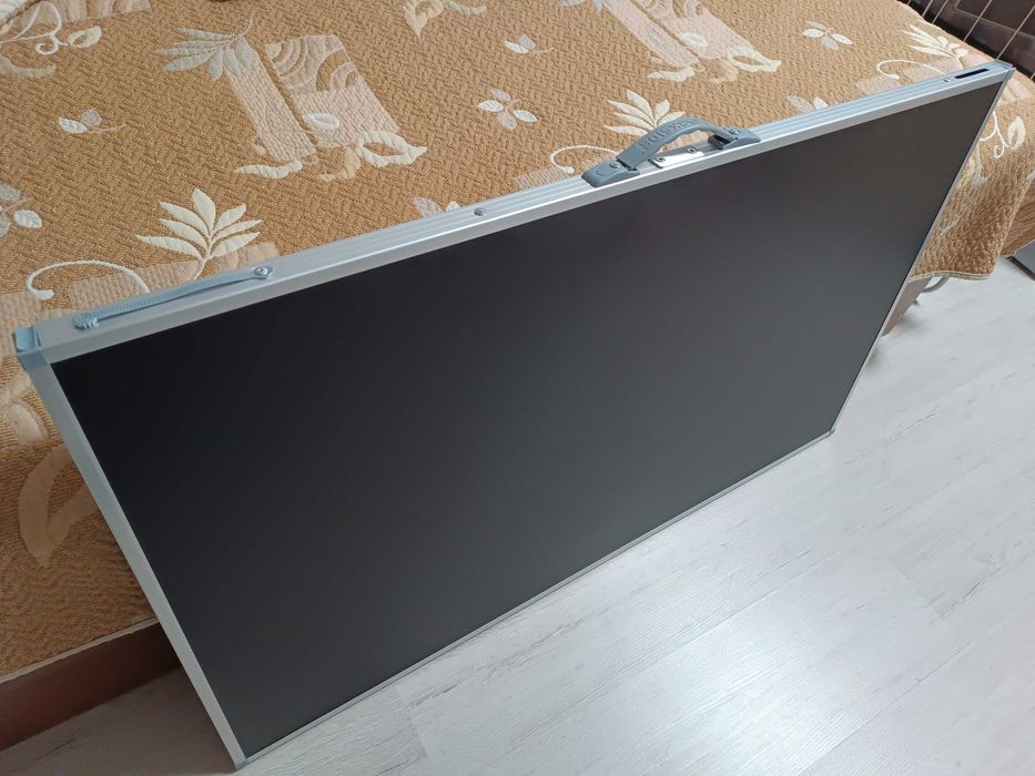 Къмпинг маса - преносима/олекотена със сгъваеми  крака