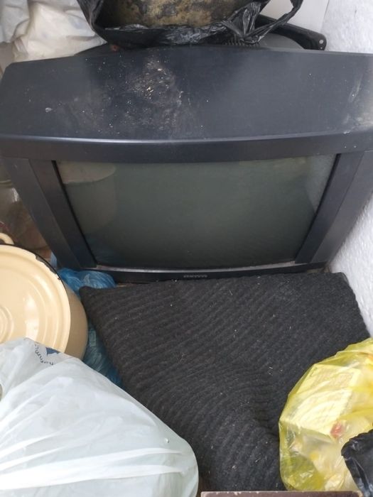 Отдам даром телевизор