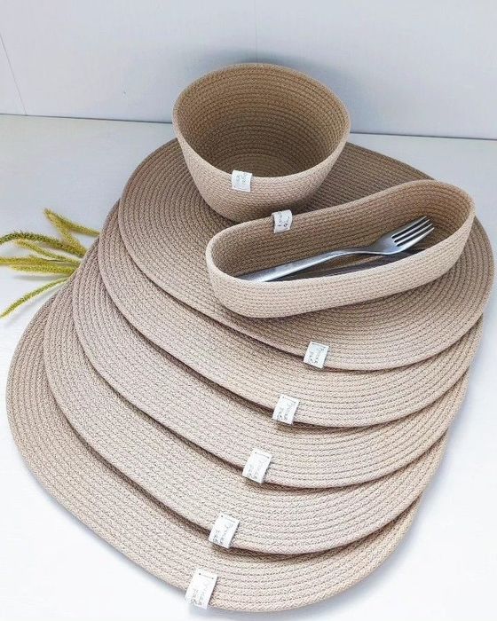 Сервировочные салфетки и корзины