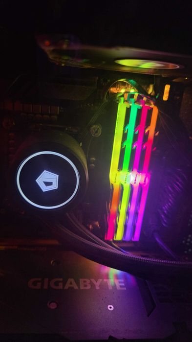 i9-9900KF Z390 AORUS PRO wifi RAM 64gb Gskill 2 sdd m.2 2TB -RTX3070