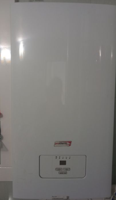 Vand centrala electrica Protherm 380 V. Folosită f putin cateva luni.pret 2000 lei