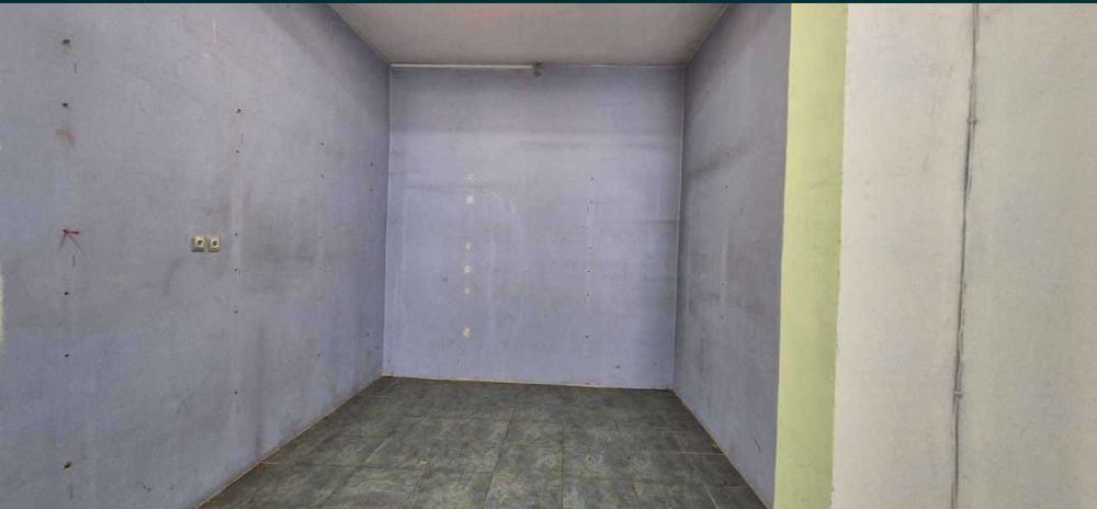 Дава се под наем Магазин в Казанлък - 58 кв.м за 693.6 € - Снимка #2