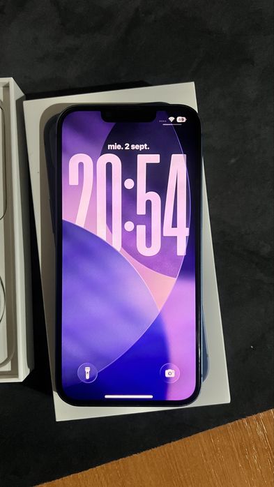 iPhone 13 - Blue