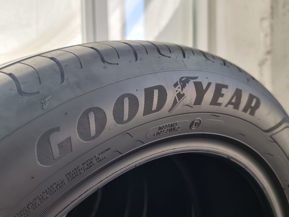 215/55/17 Goodyear 4Броя: 200€ 6.2мм