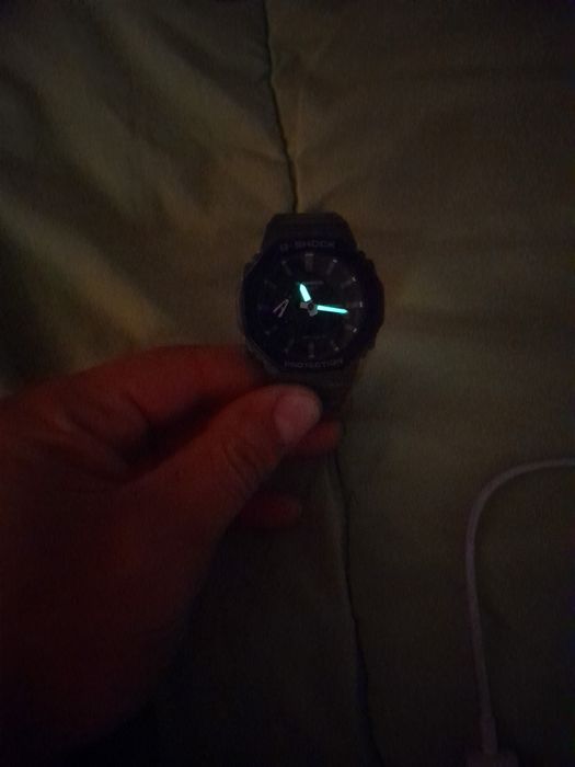 Кварцевые CASIO G-SHOCK GA-2110SU-3AER пластик