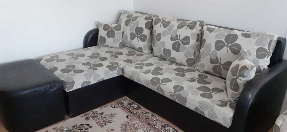 Ъглов диван за всекидневна/ хол