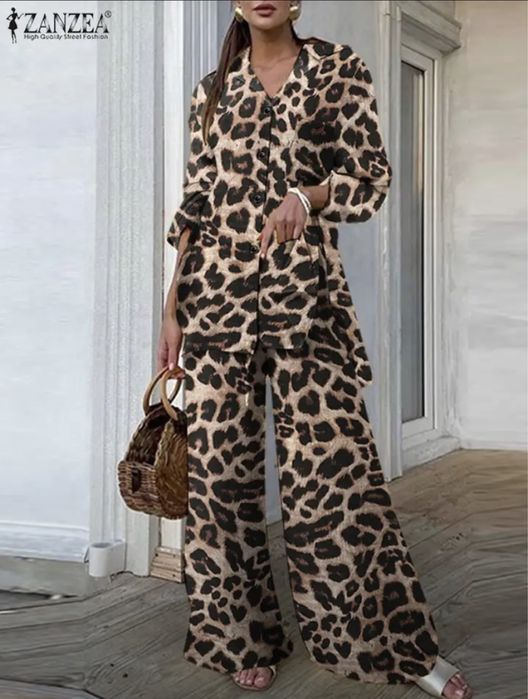 Костюм брючный