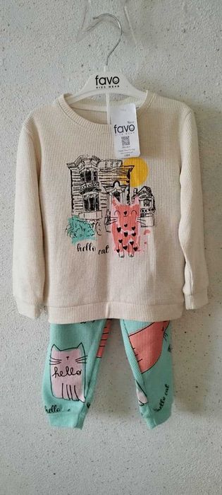 продам детскую одежду