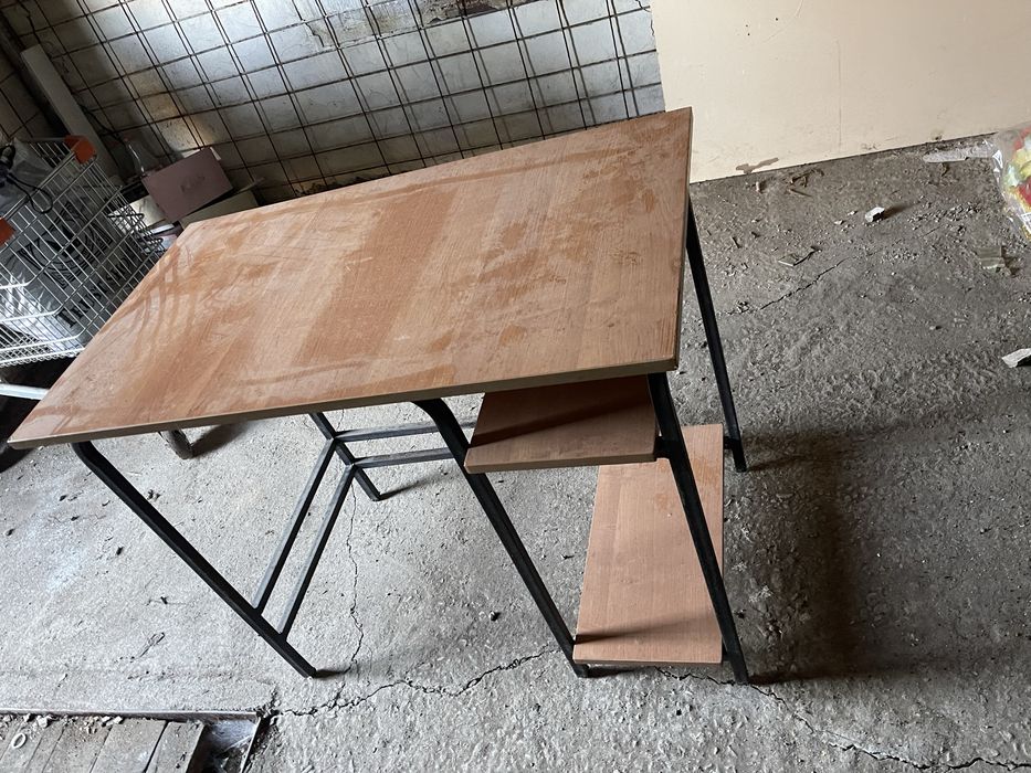 Стол компьютерный