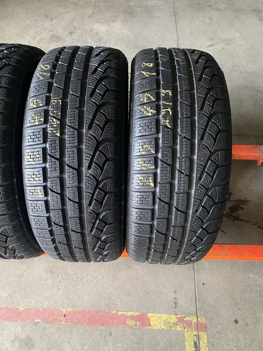 Anvelope iarna 215/45/18 Pirelli Sottozero 2 215 45 18 R18