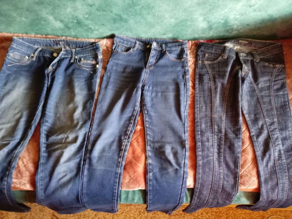 Синие джинсы (б/у)