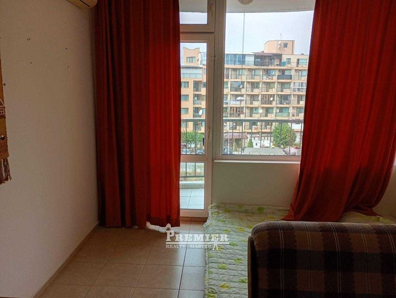 Продава се Едностаен апартамент в к.к. Слънчев бряг - 35 кв.м за 1398 €/кв.м - Снимка #3
