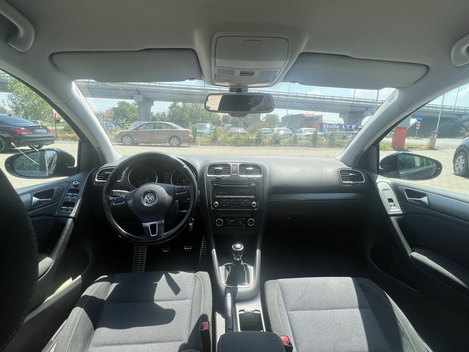 VOLKSWAGEN Golf 2012 — imagine 4