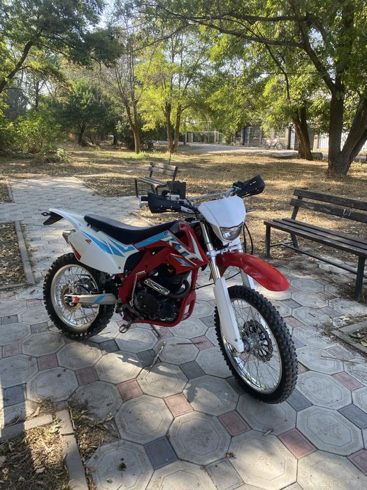 Продам эндуро 250cc