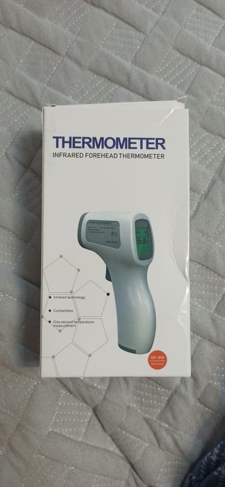 Бесконтактный термометр GP-300