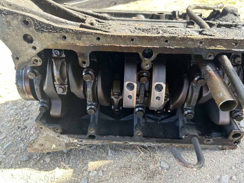 Блок коленвал на 111 двигатель