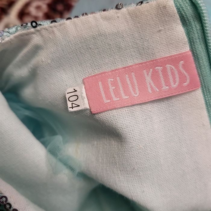 Нарядное платье для девочек