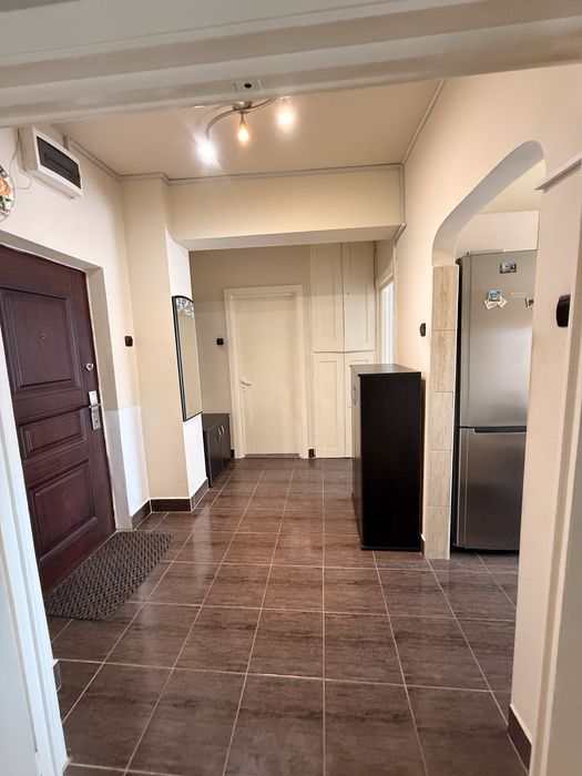 Apartament de inchiriat