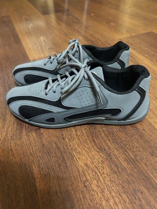 Кроссовки для улицы