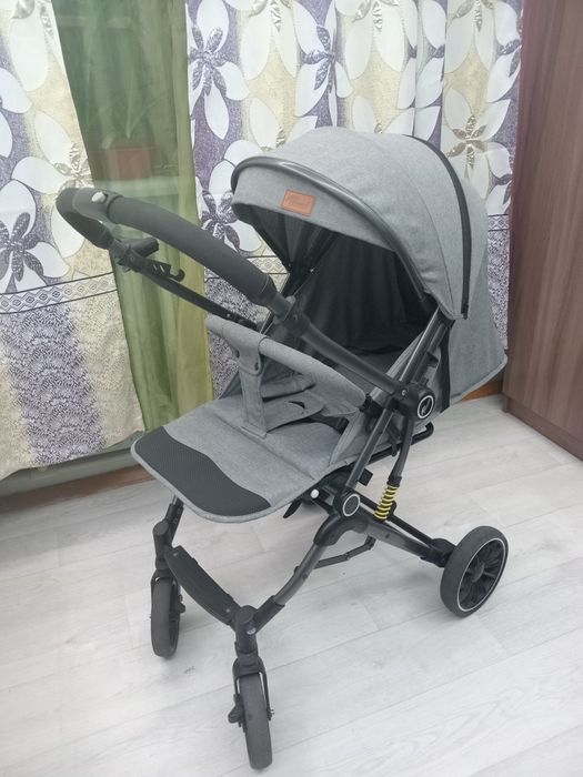 Продам детскую коляску