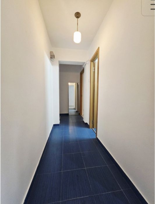 Vând apartament 3 camere Mall Vitan  83 000 euro