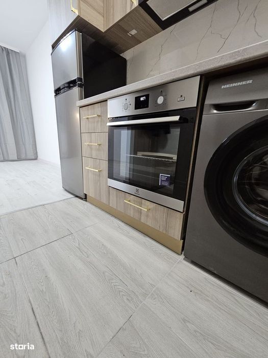 Garsoniera de vanzare metrou militari Iuliu Maniu langa West Gate prop