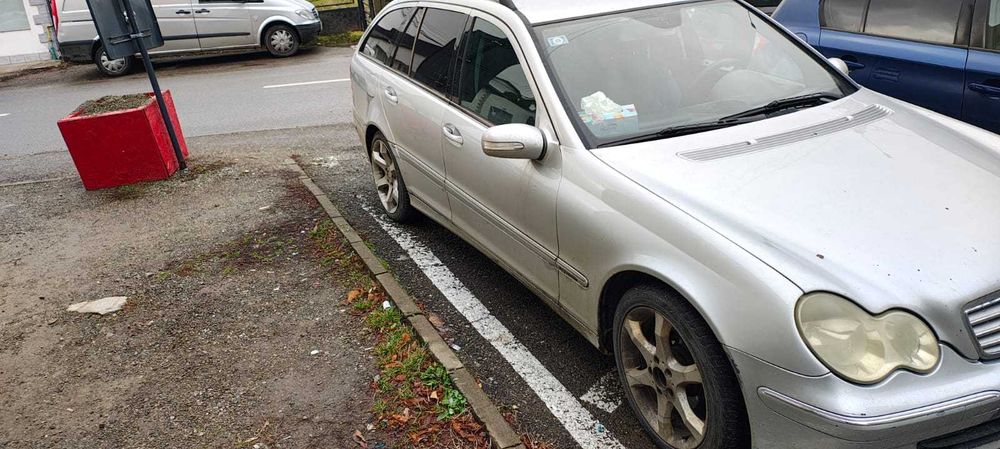 Mercedes-Benz 220 CDI, 150 CP - VÂNZARE RAPIDĂ!