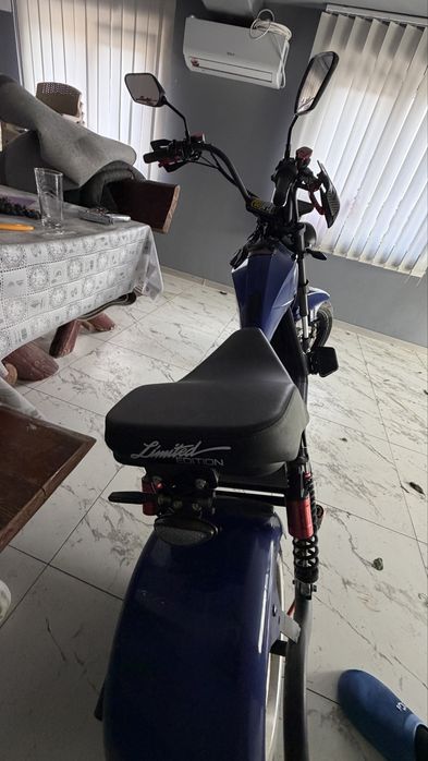 Scuter electric harley