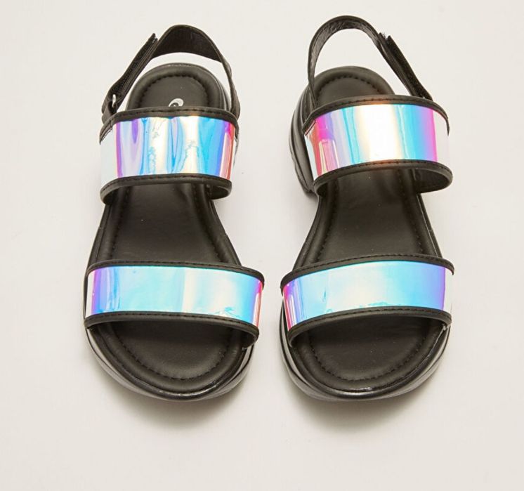 Сандали для девочки