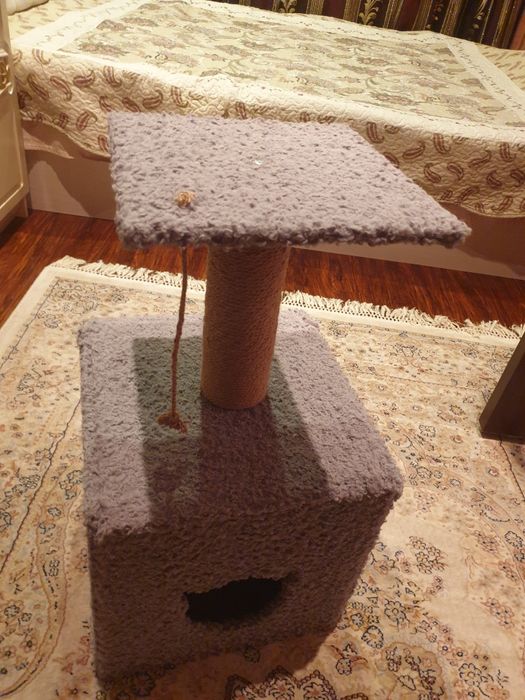 Дом для котов с когтеточек столбик