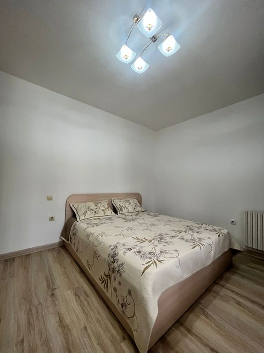 2 ком квартира район Рахат,драматеатра