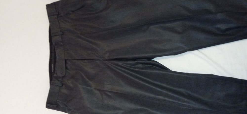 Costum Wilvorst 3 piese, barbati ,Vesta ,nou cu eticheta,masura 48