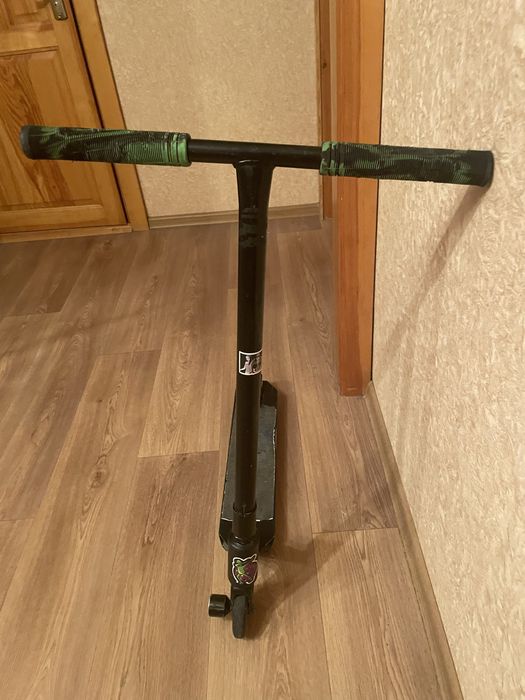 Трюковой самокат