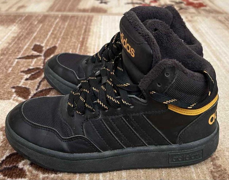 Adidas sportswear  -  Спортни обувки от еко кожа с лого