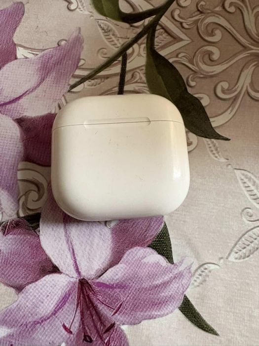 AirPods 4 оригинални в гаранция