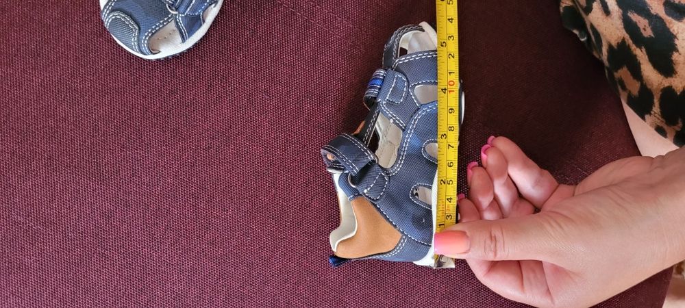 Sandale mărimea 21 noi