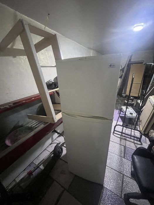 Продам холодильник бу