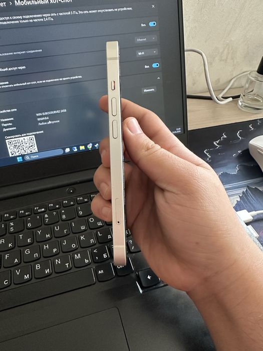 Срочно продам айфон 13