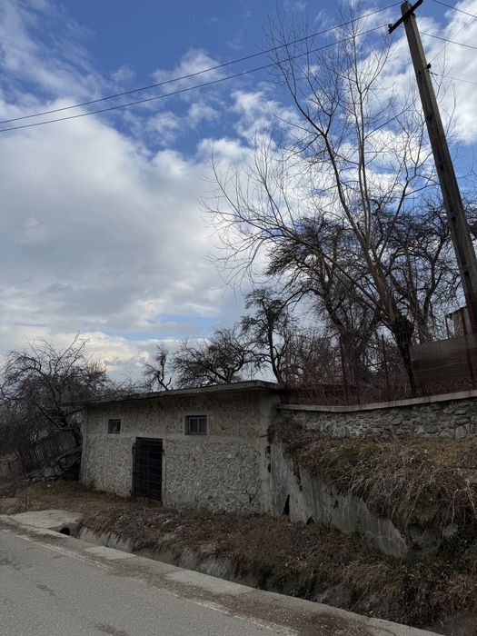 Vănd case și teren Comuna Nucșoara Județul Argeș