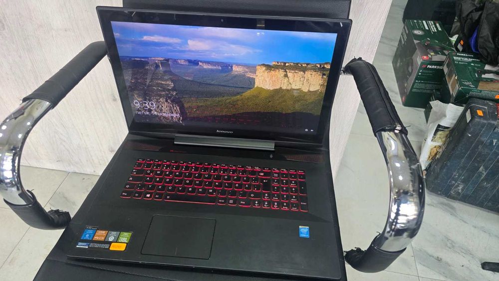 Лаптоп Lenovo Y70-70 Touch screen / i7, 512ssd , 16GB Ram / Nvidia 860