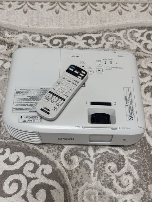 Проектор EPSON 50000тг