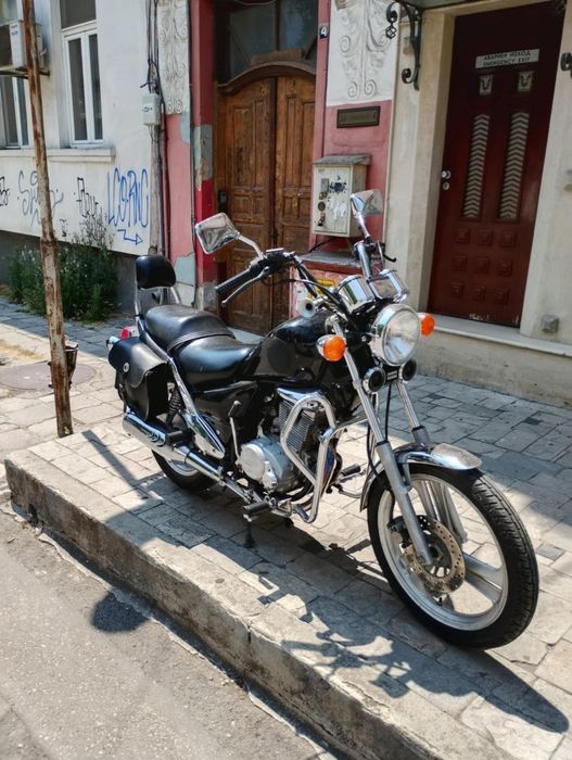 Daelim 125 Чопър