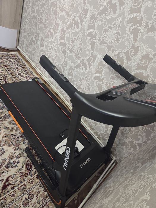 Беговая дорожка Genau