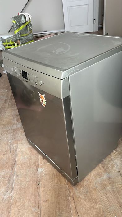 Продается посудомоечная машина