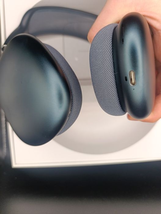 AirPods Max Midnight USB-C