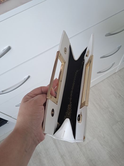 Клатч белый, сумочка