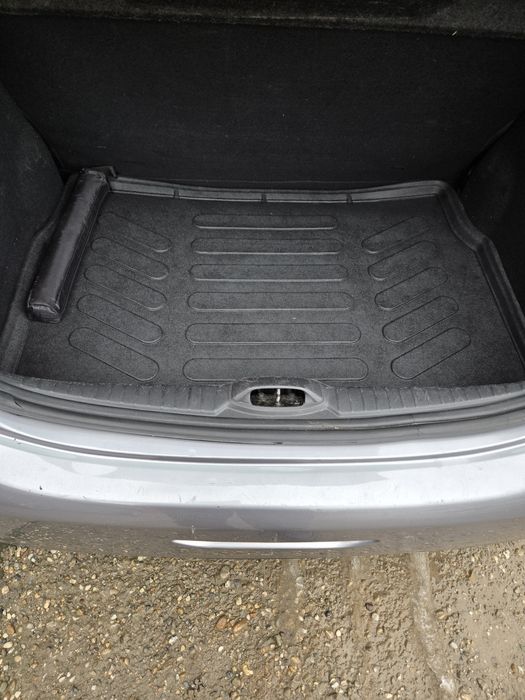 Tavita portbagaj pentru Peugeot 208 II - 2019 - 2024, UMBRELLA
