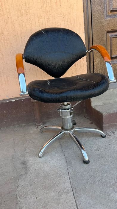 кресло парикмахерское