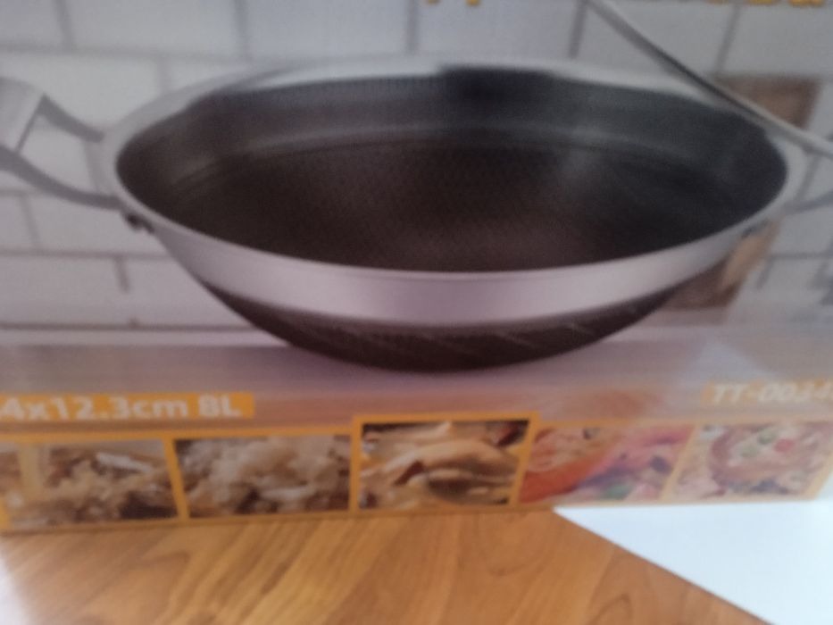 Казан из нержавейки.